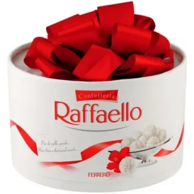 Конфеты "Raffaello" C цельным миндалем в кокосовой обсыпке, 200г